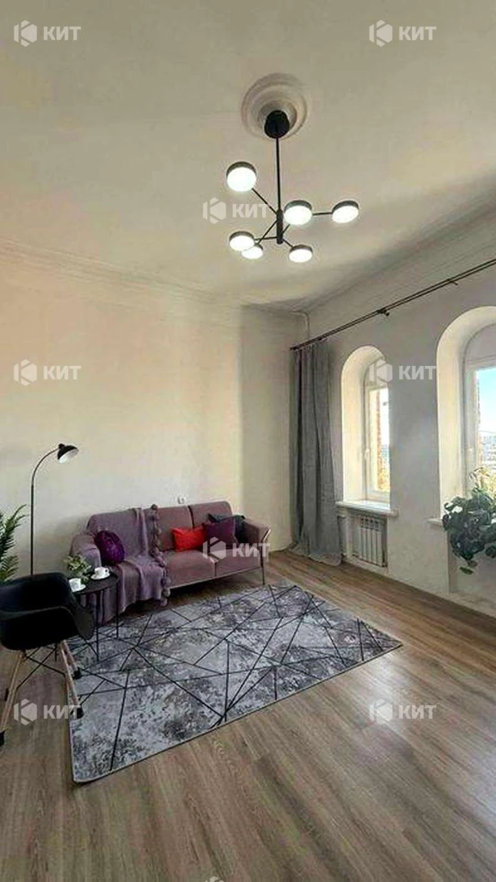 2к. 47м2, Center (Lydmyla Gurchenko st. 3, Pl. Konstytutsii metro)