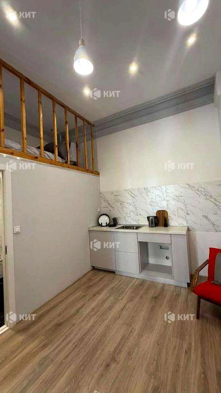 2к. 47м2, Center (Lydmyla Gurchenko st. 3, Pl. Konstytutsii metro)