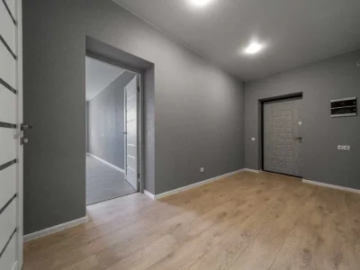 Apartment. Pereomohy Street