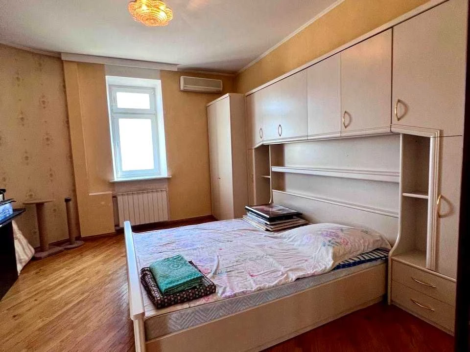 Квартира. Харків, Слов'янська вул.
