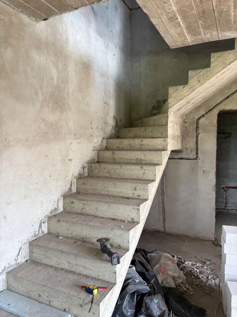 Sale of a newly built cottage