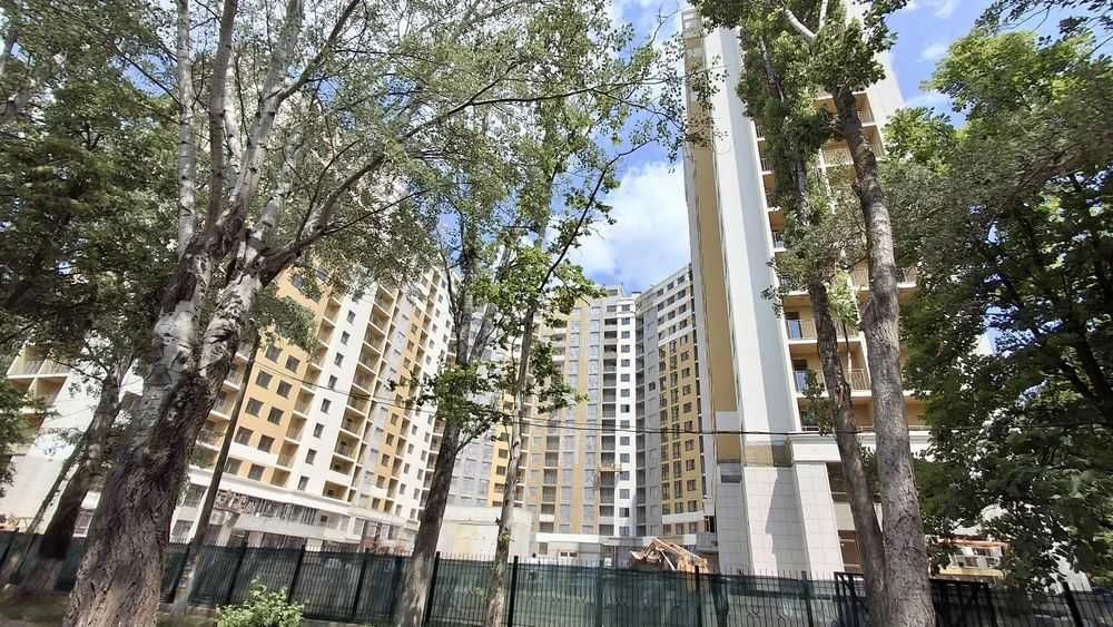 Продам квартиру с ремонтом в ЖК «Одесские традиции» на пр-те.