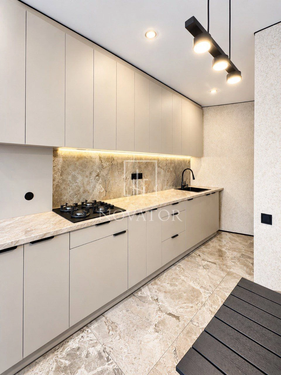 Urgent sale of a newly renovated one-bedroom apartment