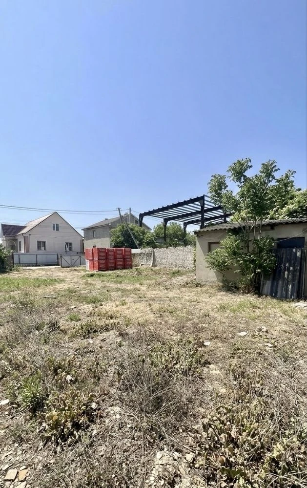 Land plot for development - 6 acres. Utilities. CADAS