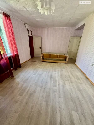 Продаж части в доме