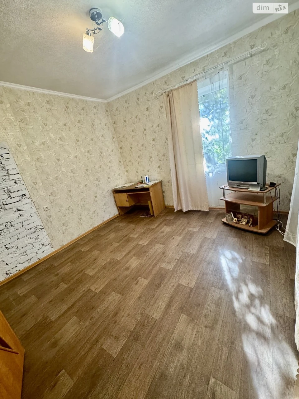 Продаж части в доме