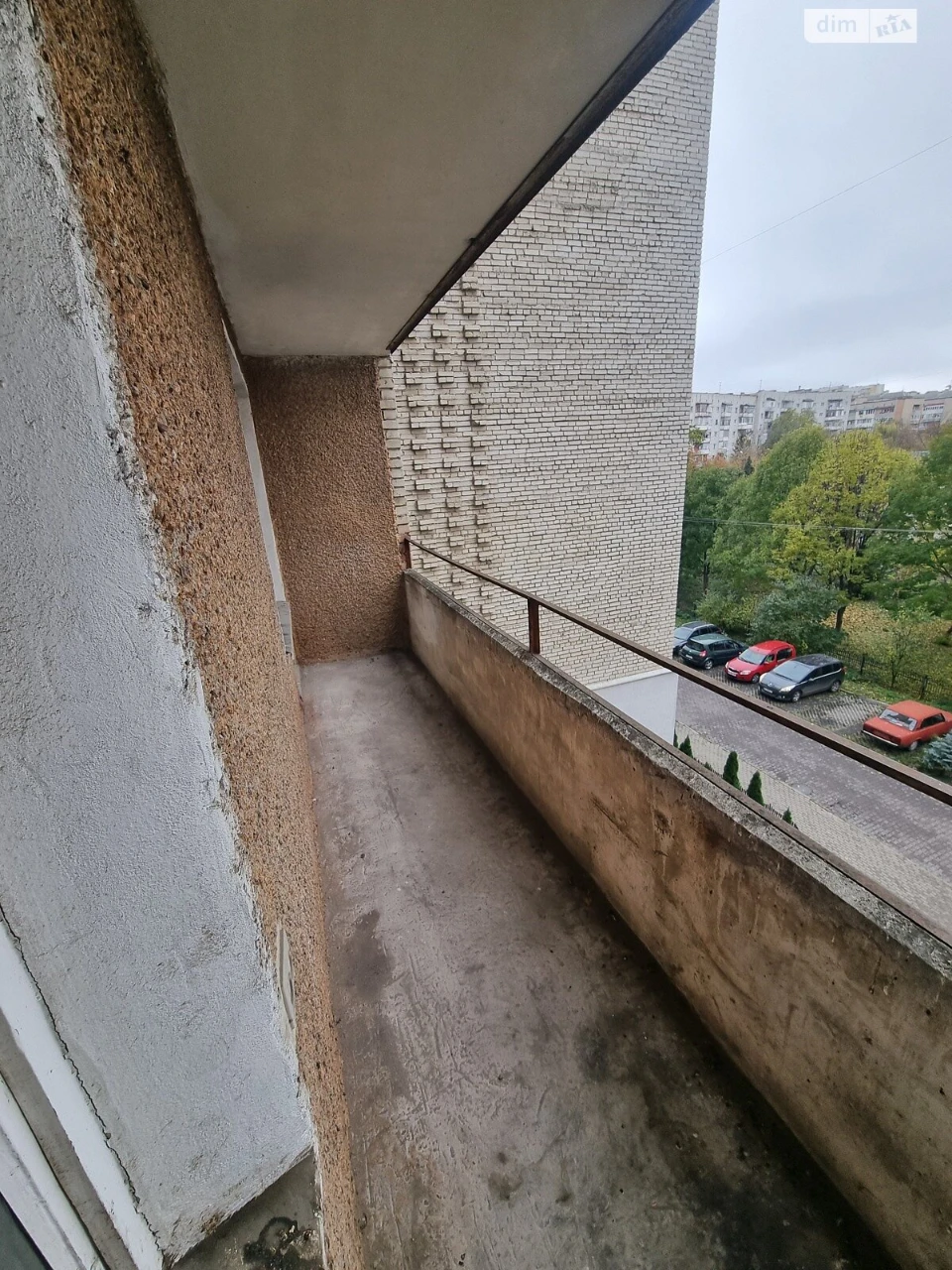 Apartment for Sale: Pasichna