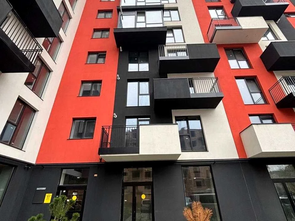 Apartment. Ivano-Frankivsk, Stepan Bandery st.