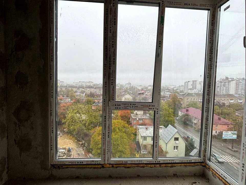 Apartment. Ivano-Frankivsk, Stepan Bandery st.