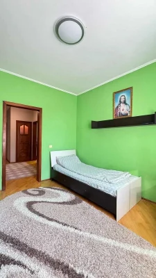 Sale of a 3-room apartment + Garage. Building of club type.