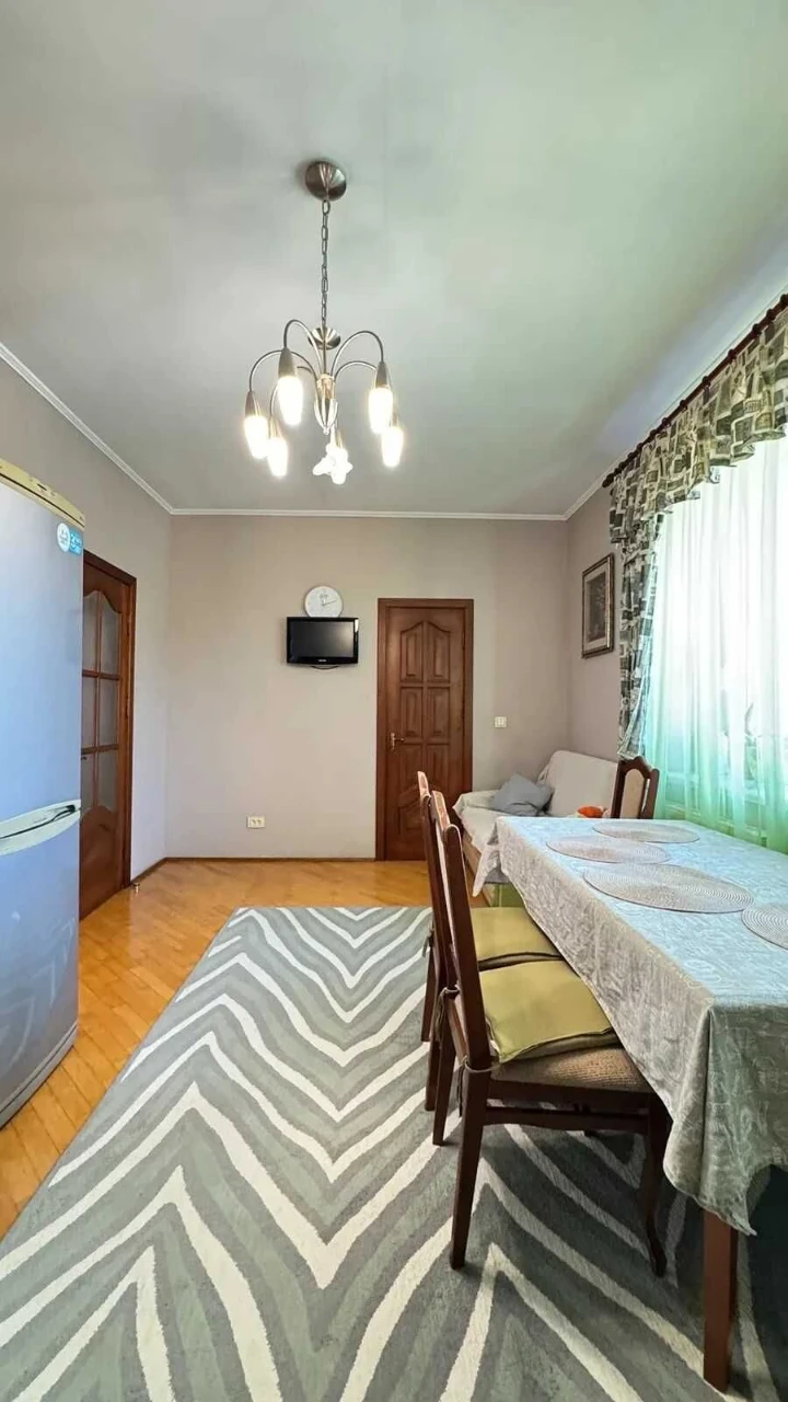 Sale of a 3-room apartment + Garage. Building of club type.