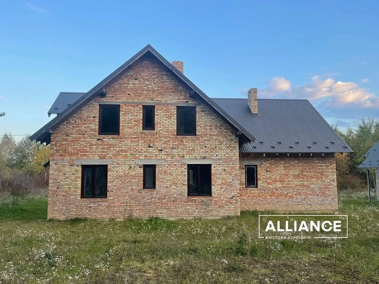 Введений в експлуатацію котедж біля лісу. 6 км до ратуші