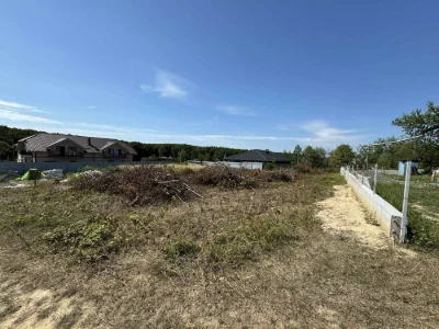 Продаж ділянки в районі Кантрі