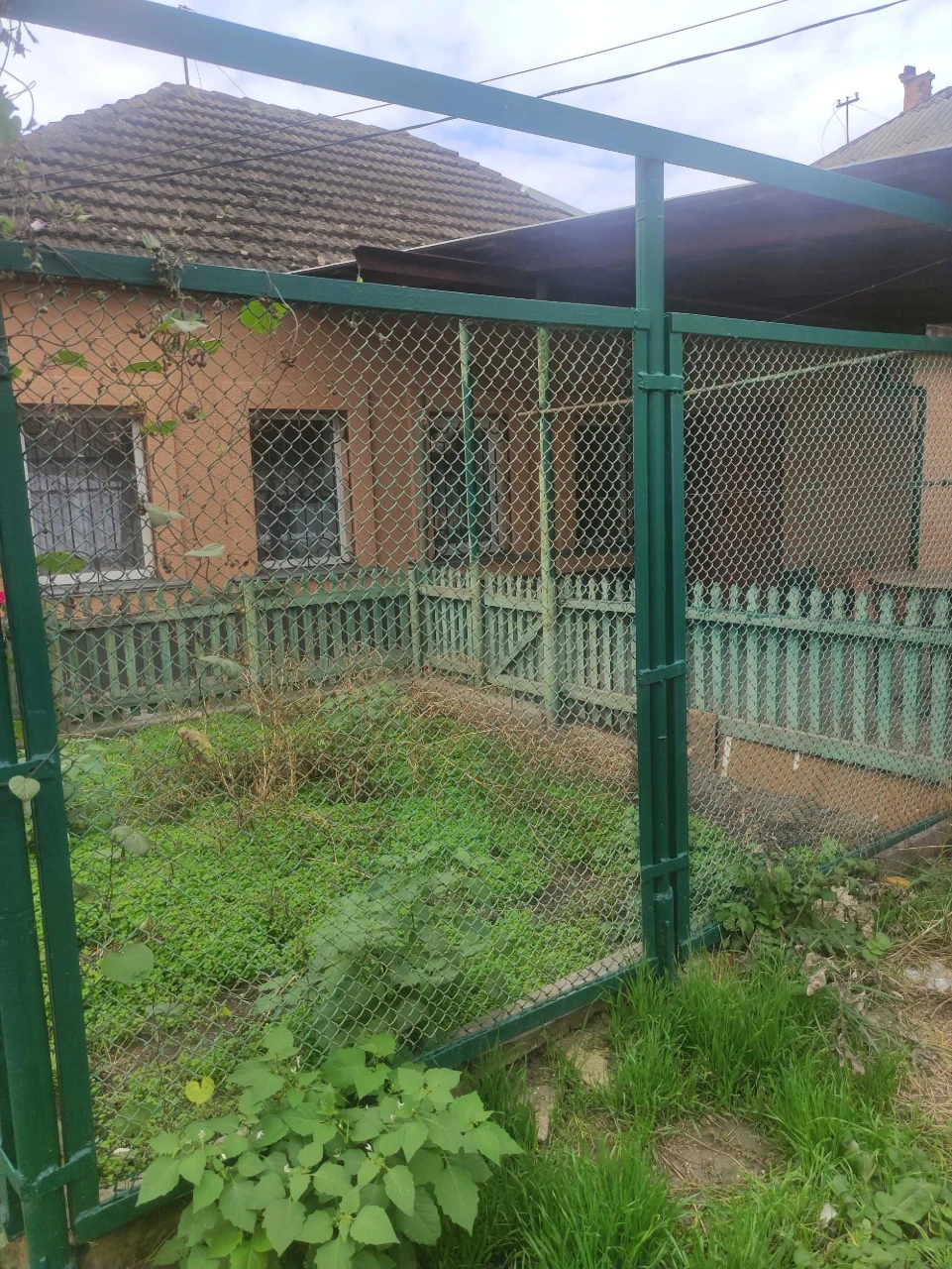 Продаю будинок 56м2,Гараж 43м2,Кадастровый акт, 2 сотки земл