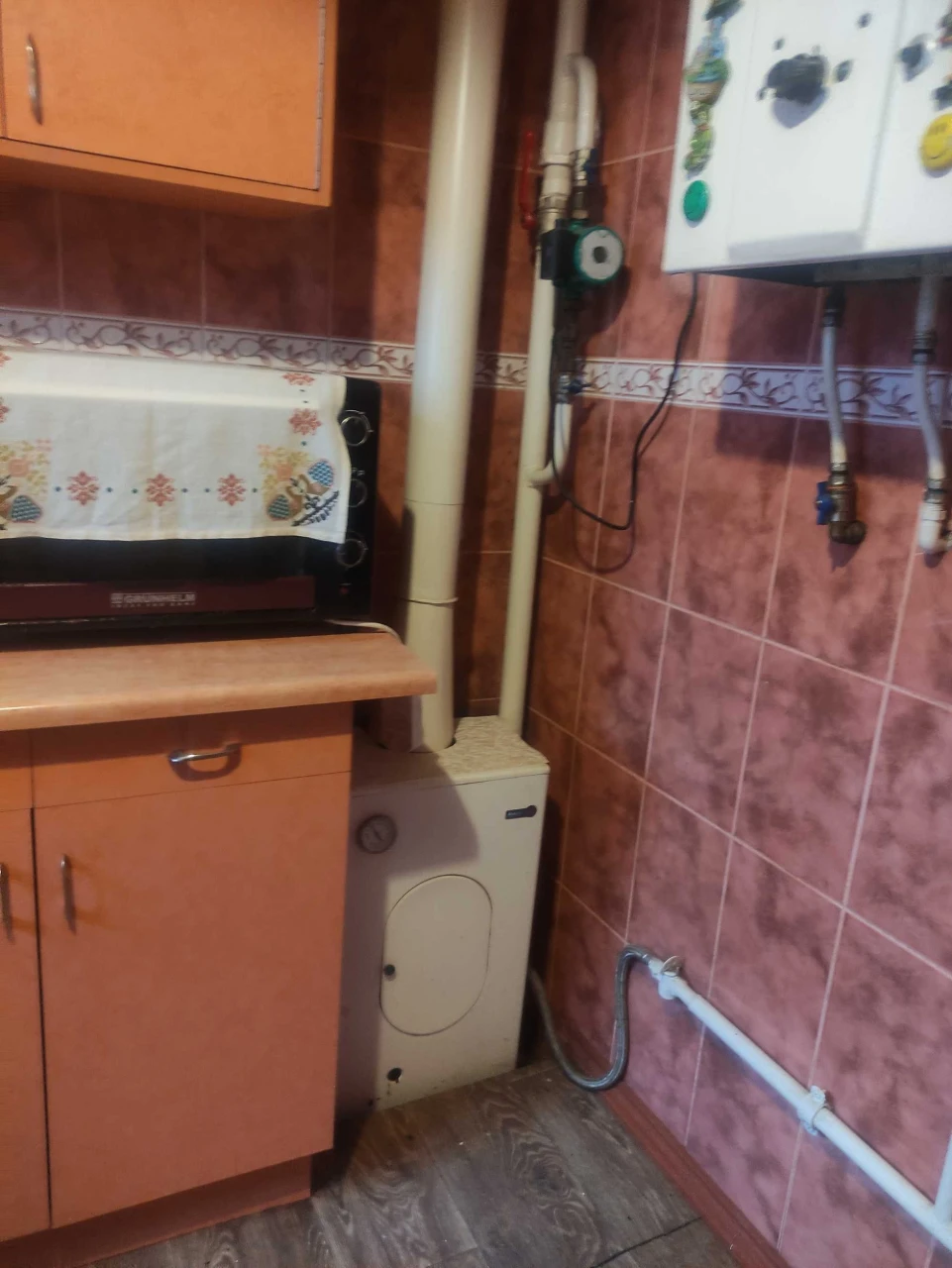 Продаю будинок 56м2,Гараж 43м2,Кадастровый акт, 2 сотки земл