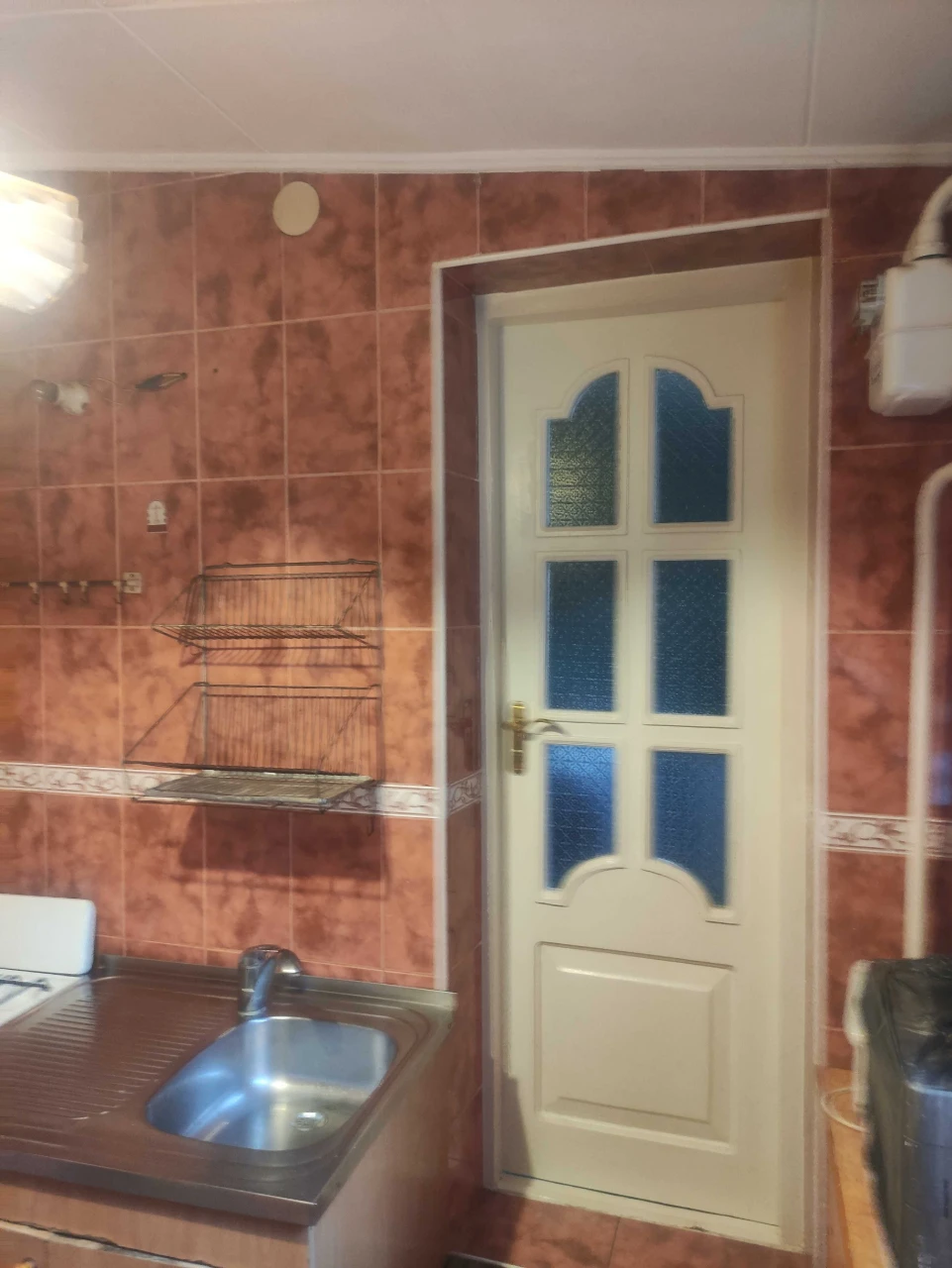 Продаю будинок 56м2,Гараж 43м2,Кадастровый акт, 2 сотки земл