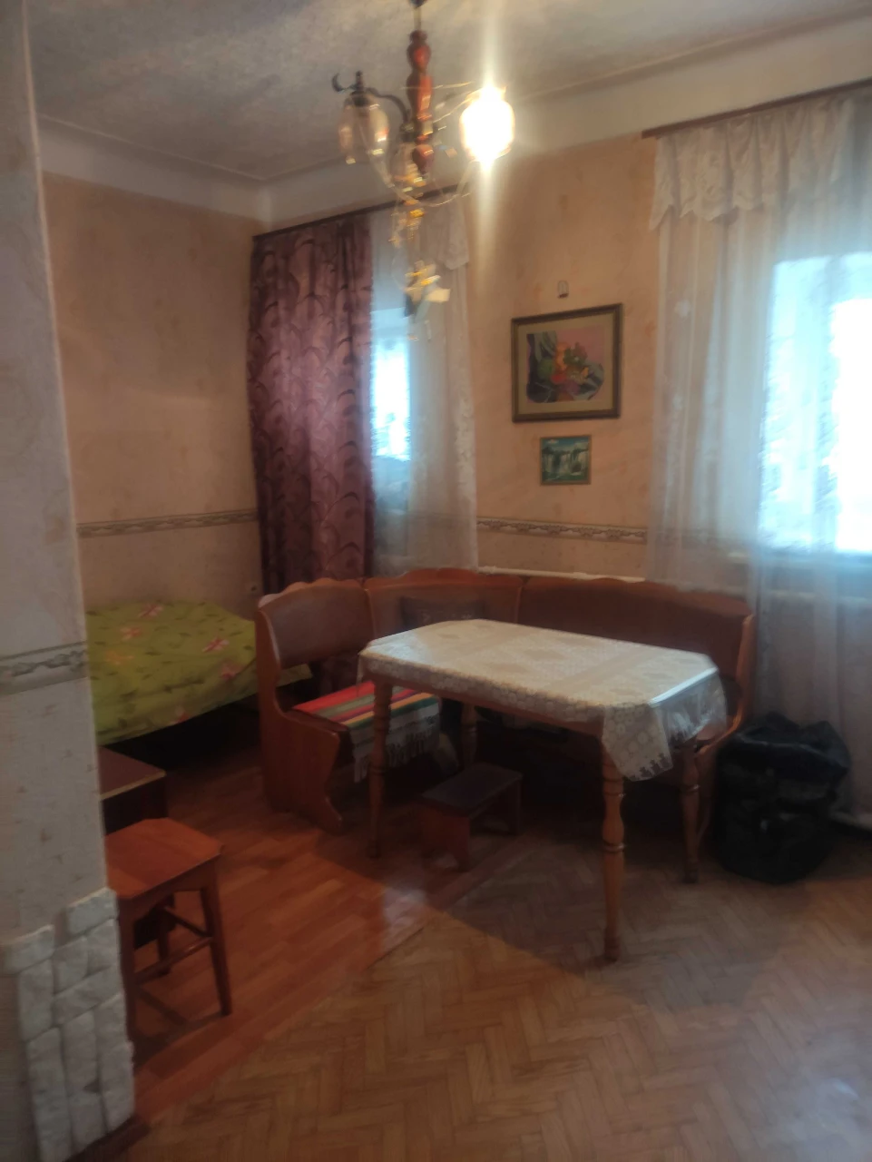 Продаю будинок 56м2,Гараж 43м2,Кадастровый акт, 2 сотки земл