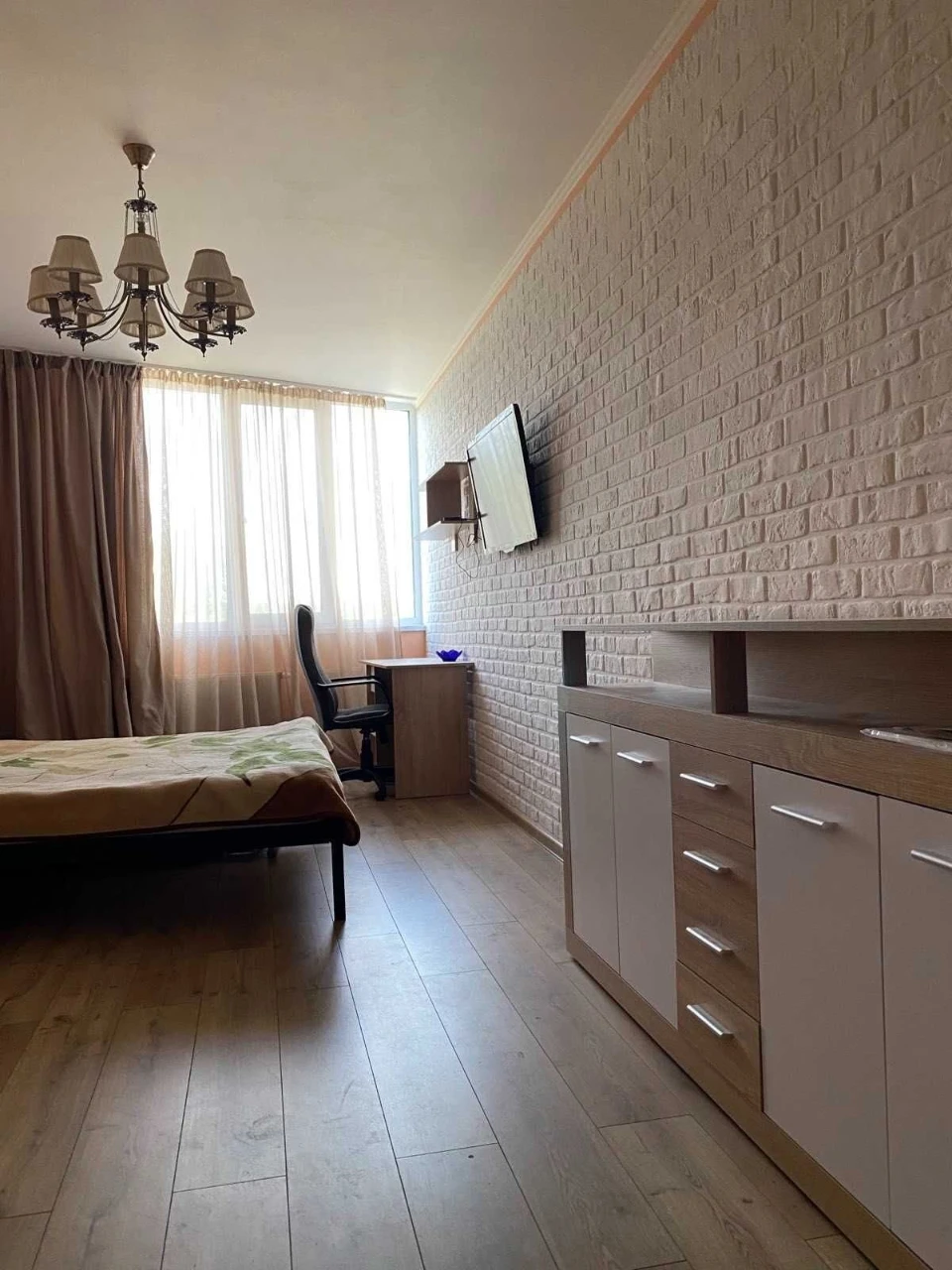1-room apartment for sale 40 m², Skhidna Brama residential complex, House
