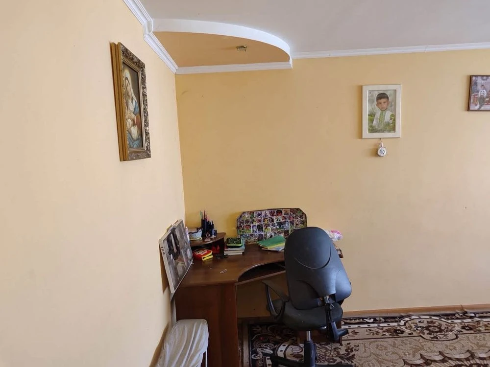 Sale of a large 2-room apartment in Novo Rozdíl, Stryj