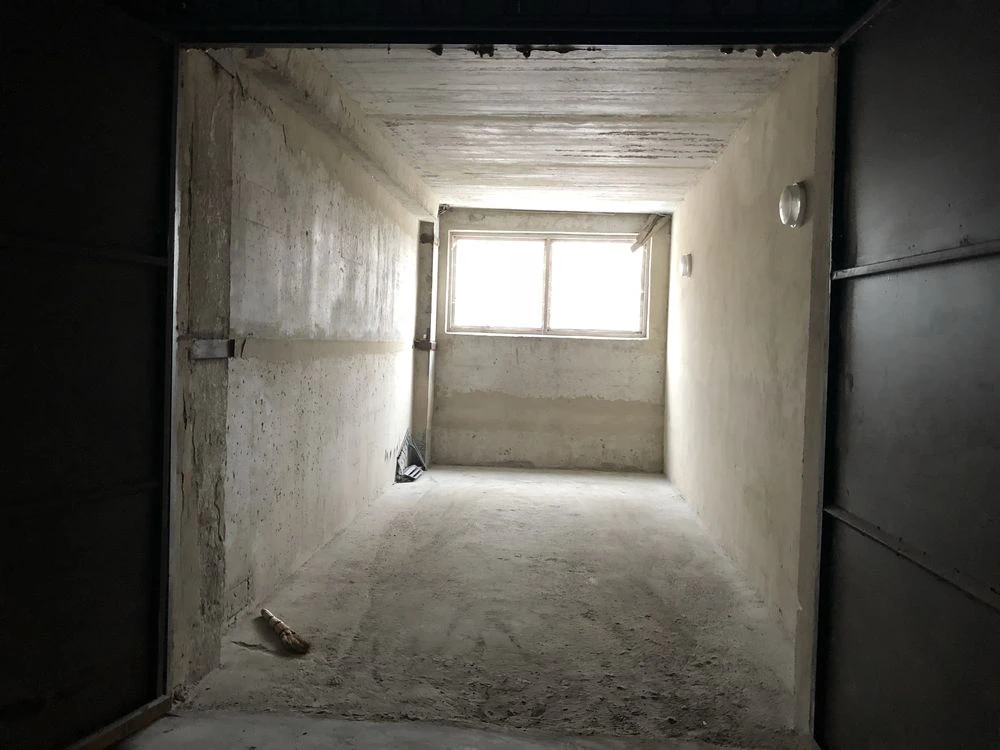Selling garage on the first floor in the "Lesovyi" cooperative