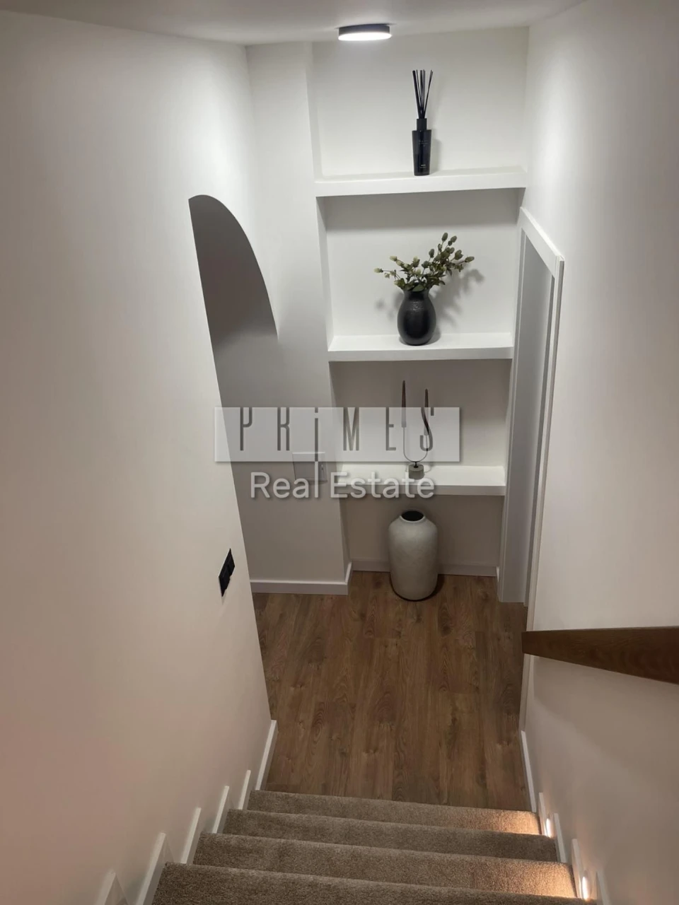 Sale of House, Kyiv, 130 m², 6 rooms, plot of 6 acres, 2 floors