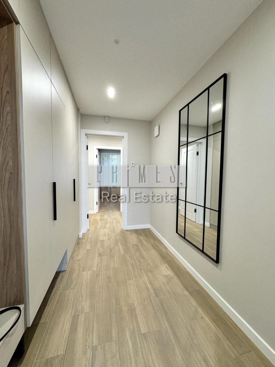 Sale of house in Kyiv, 177 sq m, 5 rooms, plot of 5 acres, 2 floors