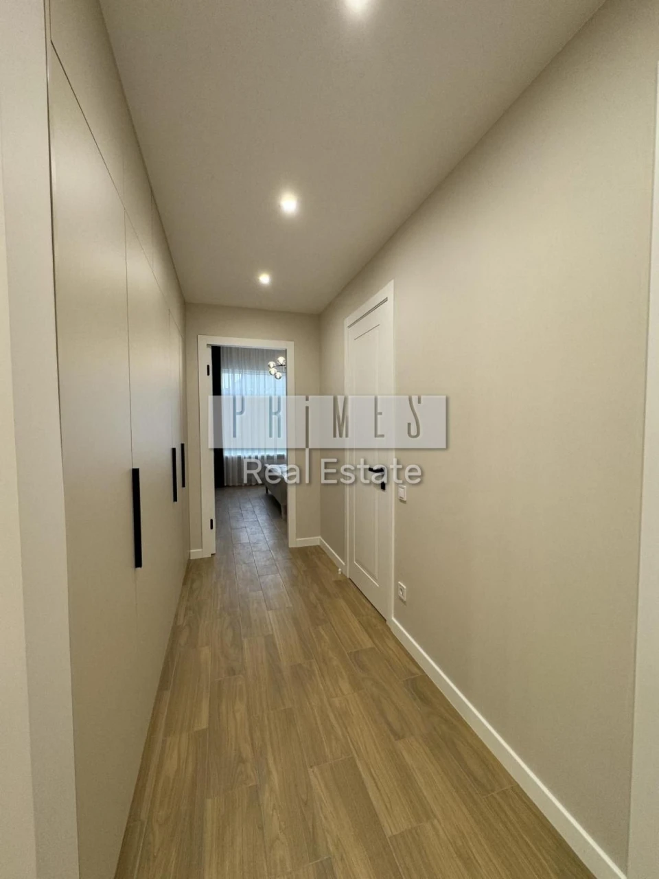 Sale of house in Kyiv, 177 sq m, 5 rooms, plot of 5 acres, 2 floors