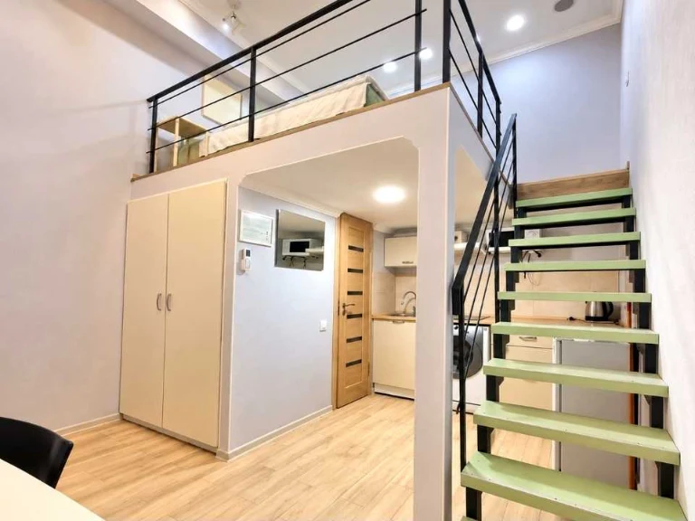 Apartment. Nina Starokotoia Street, Odessa