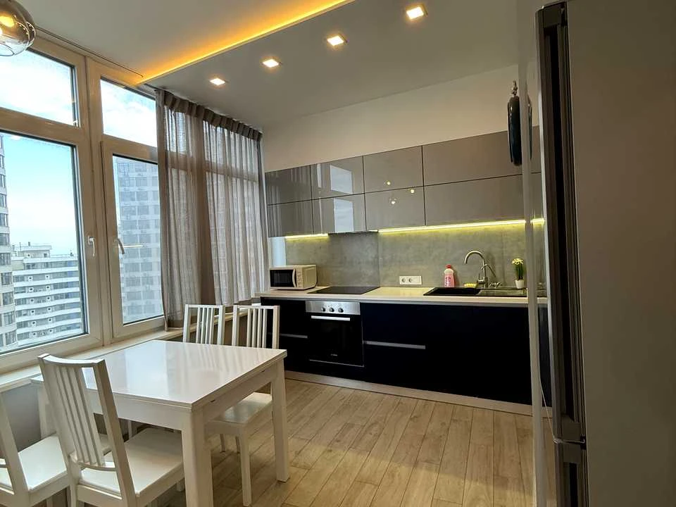 Apartment. Odesa, Valeriy Samofało вул.