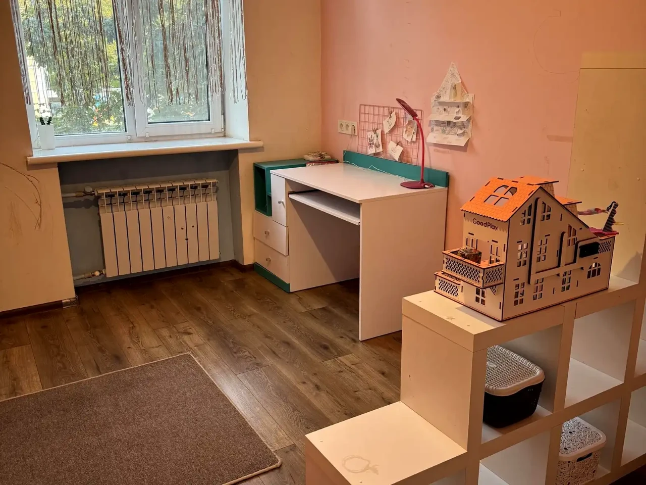 Оренда квартири 2-кімн. 52 м² 2/5 пов.