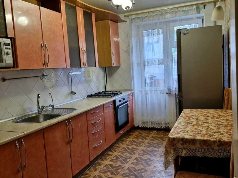 Apartment. Odesa, Vitaliya Hulyeva Street