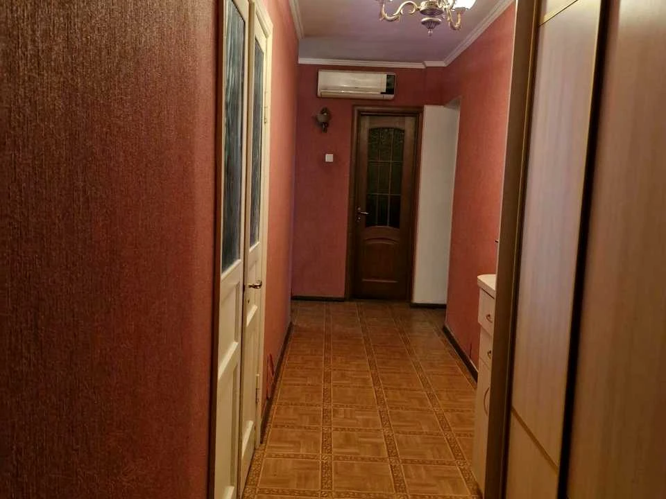 Apartment. Odesa, Vitaliya Hulyeva Street
