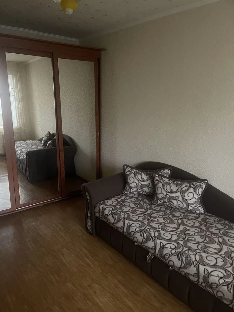 2-room apartment in a brick building, 3rd floor. Certificate