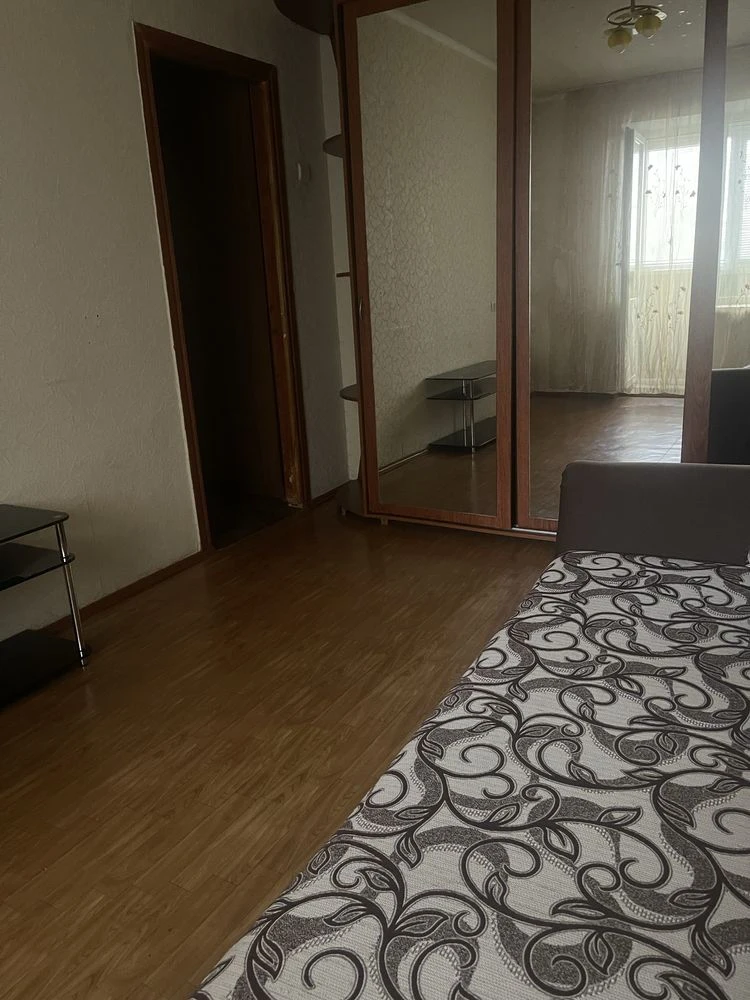 2-room apartment in a brick building, 3rd floor. Certificate