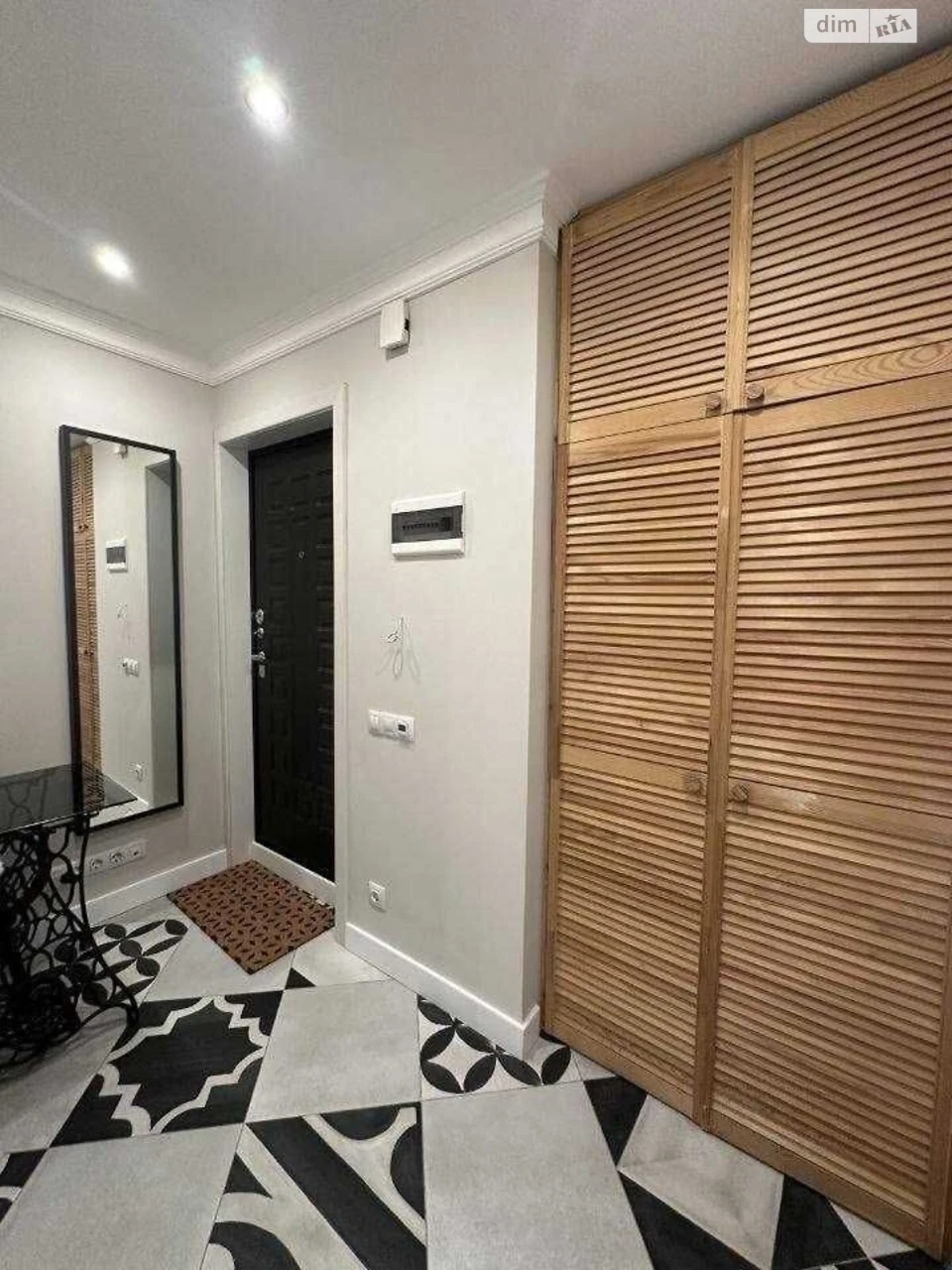 Long-Term Rental Apartment, Sykhiv