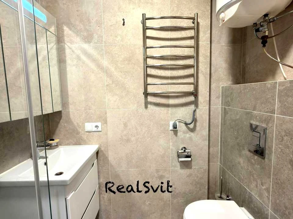 One-bedroom apartment. Mykola Bazhan Prospekt, Kyiv