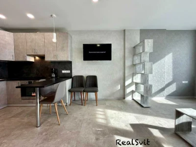 One-bedroom apartment. Mykola Bazhan Prospekt, Kyiv