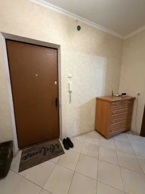 Сдается 1-комнатная квартира 43 м², улица Ревуцкого, 36/2