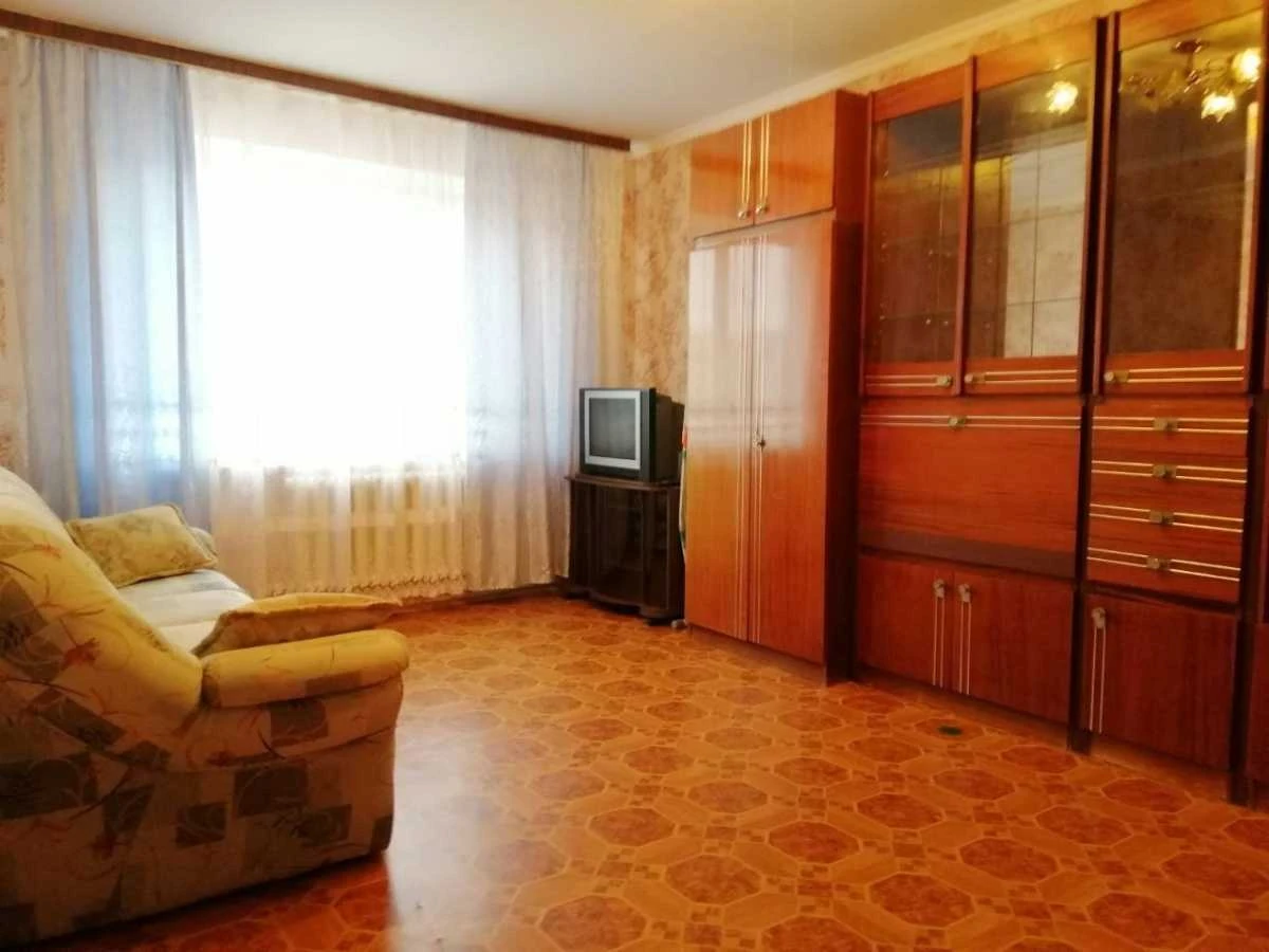 Аренда 1-комнатной квартиры 40 м², Академика Киприанова ул.,
