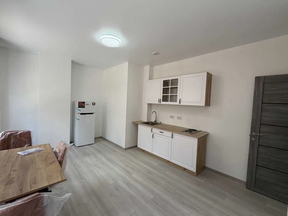Rent 2-room apartment 54.3 sq m, Glubochitskaya St., 17