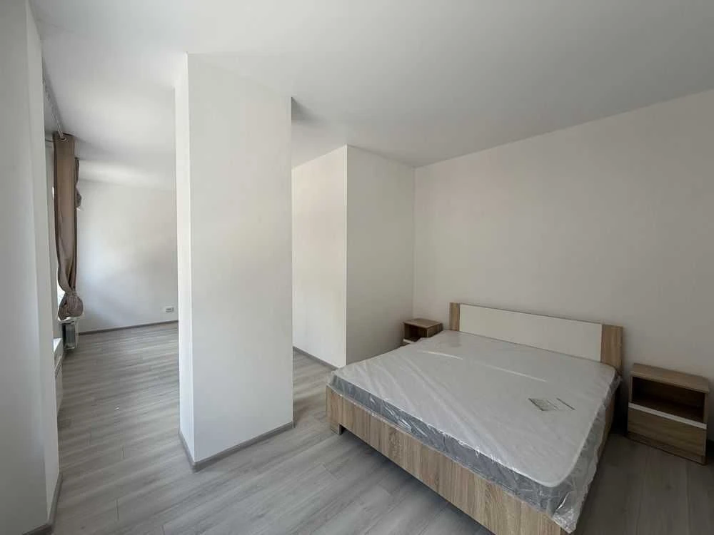 Rent 2-room apartment 54.3 sq m, Glubochitskaya St., 17