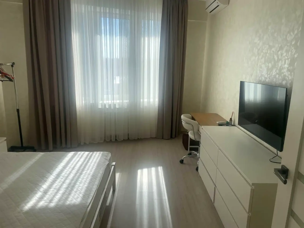 Apartment for rent, 2 rooms, 71 sq m, 4th floor of 30.