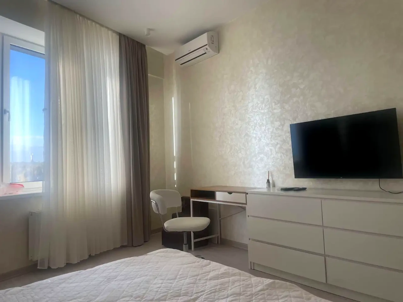 Apartment for rent, 2 rooms, 71 sq m, 4th floor of 30.