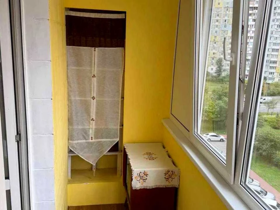 Квартира. Київ, Драгоманова вул.
