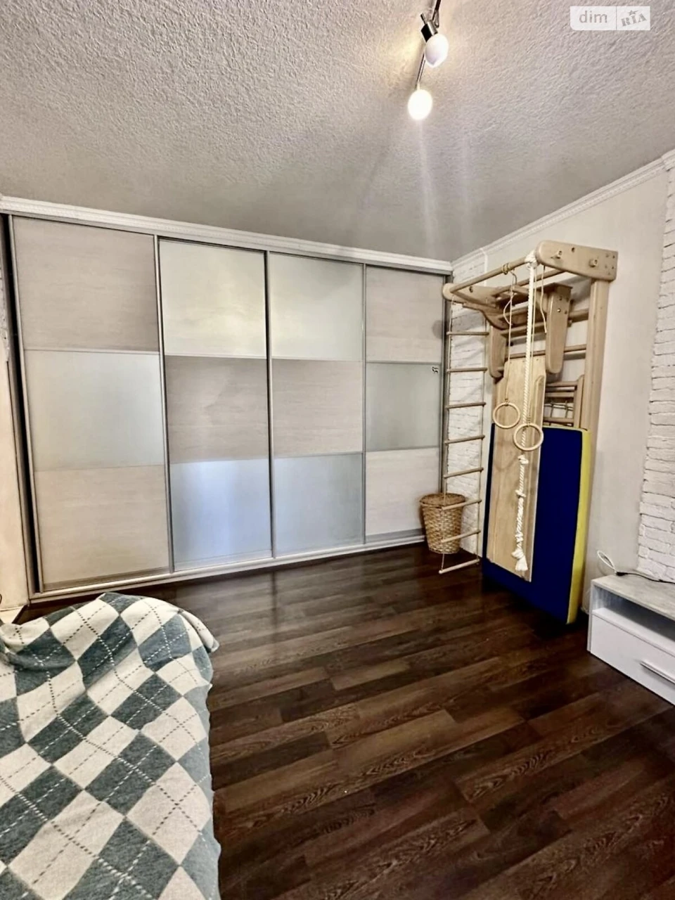 Long-Term Rental Apartment, Poznyak