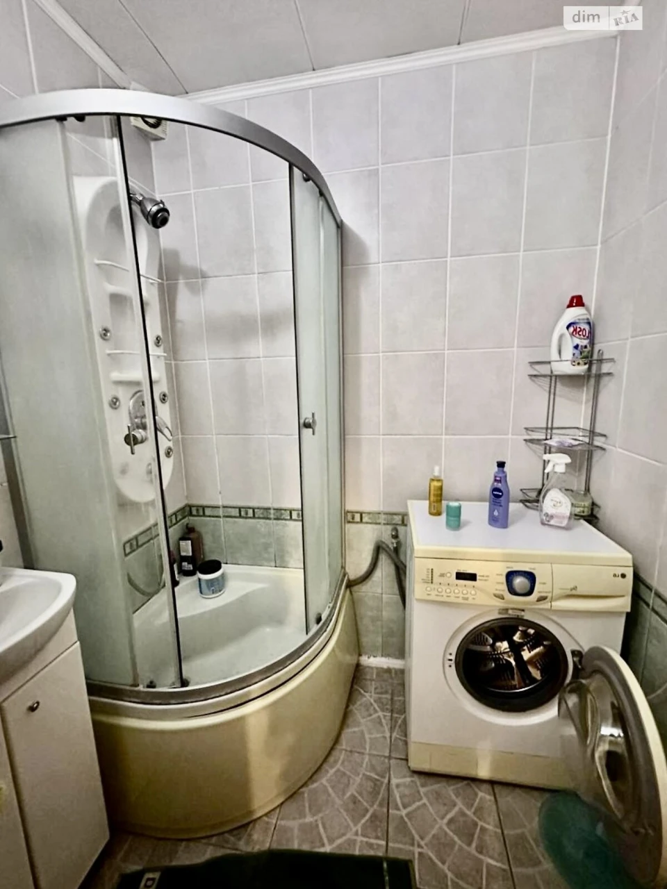 Long-Term Rental Apartment, Poznyak