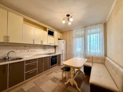 Apartment. Volodymyr Namovich Street, Kyiv