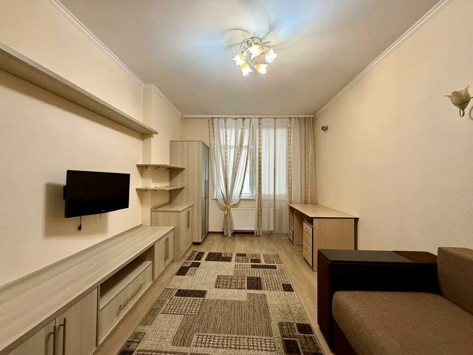 Apartment. Volodymyr Namovich Street, Kyiv