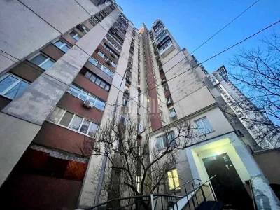 Квартира. Київ, проспект Павла Тичини