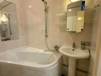 Довгострокова оренда квартири 2-кімн. 56 м²
